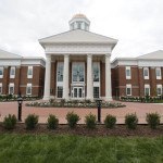 the colonial heights courthouse is located at 550 Boulevard P. O. Box 3401 Colonial Heights, VA 23834-3743